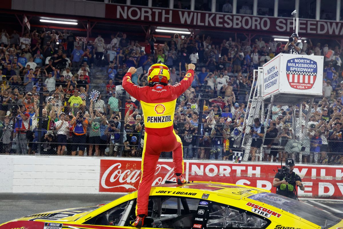 Joey Logano ends victory drought in NASCAR points return to North