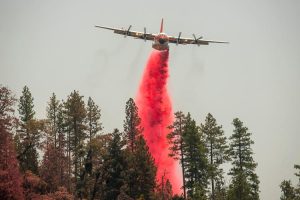 Lead plane with C-130 fighting Ferguson Fire