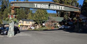 Twain Harte arch