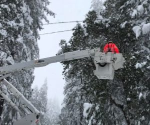 PG&E Power Restoration Efforts - PG&E Image