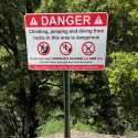 Signage reporting of waterway dangers