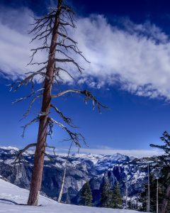 Yosemite Reminds Visitors of Winter-Style Weekend Weather