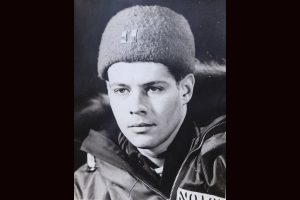 Former Vietnam veteran and retired Navy Lieutenant Commander Gary Noice