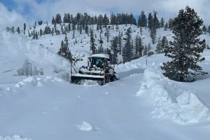 Blower working near Olmsted Point