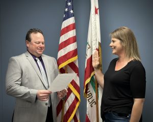 TC Superintendent Zack Abernathy swears in Nichole Salyers to the Board of Education