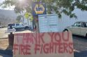 Copperopolis community members thank firefighters for their work on the Aero Fire