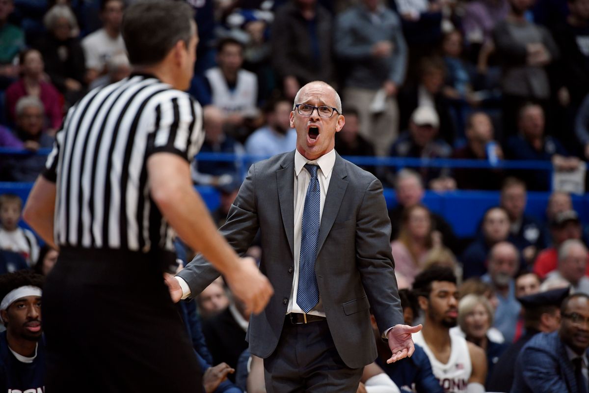 Maui Invitational returns to the island a year after wildfires. UConn