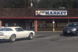Tuolumne Market in Tuolumne