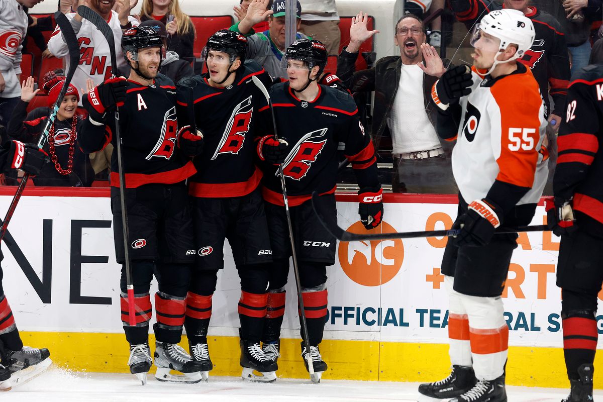 ahead goal with 29 seconds left, Hurricanes beat Flyers 6