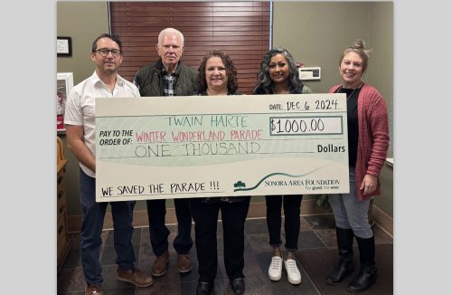 Anaiah Kirk, John Kinsfather (Twain Harte Homeowners President), Dawn Cronin (Organizer), Vivan Anand (TH Chamber Director), and Casey Headrick (TH Chamber President)