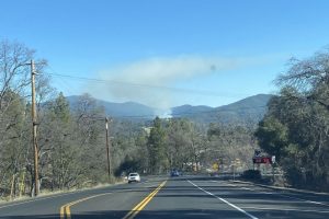 Smoke from Stanislaus National Forest pile burning east of Tuolumne -- picture taken on Tuolumne Road near Summerville High by BJ Hansen