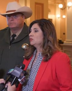 Mountain Lion Hazing Bill Changed After Heated Debate At Capitol