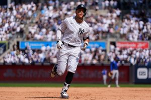 Cubs Yankees Baseball