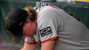 Giants Braves Baseball