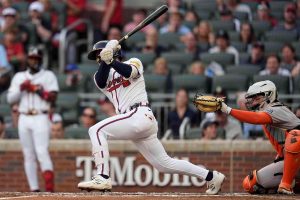 Giants Braves Baseball