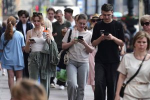 Russia Smartphone Shutdowns