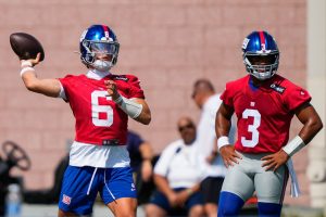 Giants Camp Football