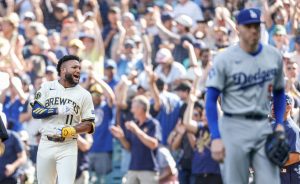 Dodgers Brewers Baseball