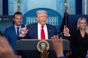 US Trump DC Takeover Race