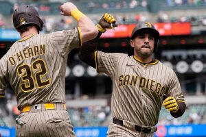 Padres Giants Baseball