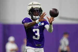 Vikings Camp Football