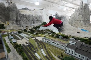 Climate Clean Energy in Miniature