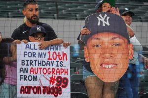 Yankees Judge Baseball