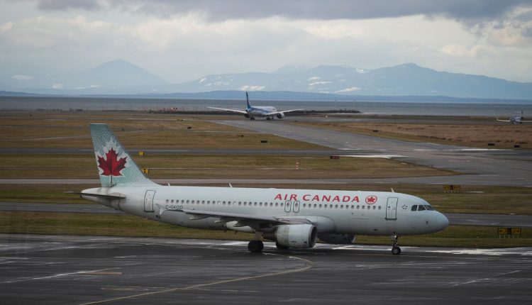 Air-Canada-Flight-Attendants
