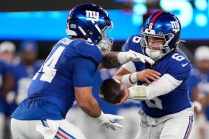 Patriots Giants Football