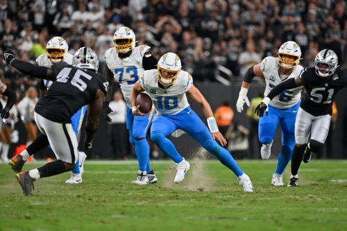 Chargers Raiders Football