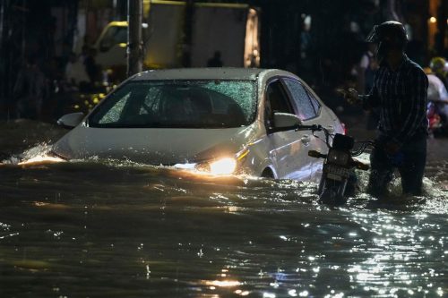 APTOPIX Pakistan Extreme Weather