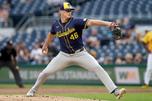 Brewers Pirates Baseball