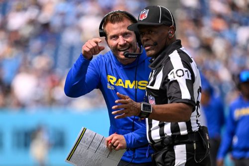 Rams Titans Football