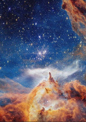 Space Telescope-Newborn Stars