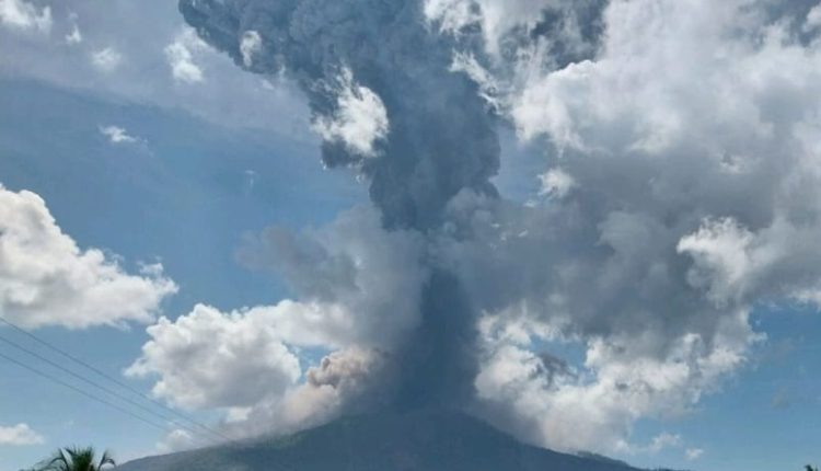 Indonesia Volcano