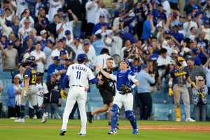 NLCS Brewers Dodgers Baseball