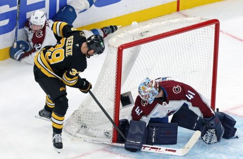 Avalanche Bruins Hockey