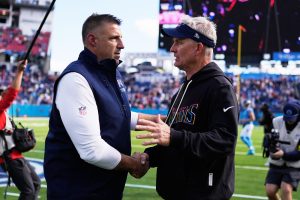 Patriots Titans Football