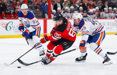 CORRECTION Oilers Devils Hockey