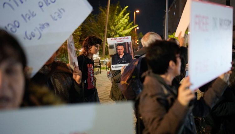 Mideast Gaza Detained Doctors