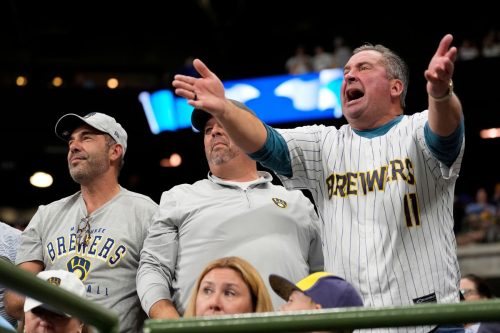 APTOPIX NLCS Dodgers Brewers Baseball
