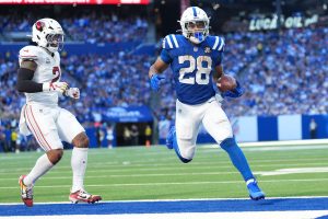 Cardinals Colts Football
