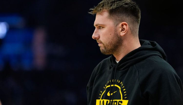 Lakers Warriors Basketball