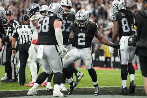 Titans Raiders Football