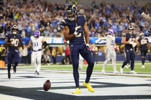 Vikings Chargers Football