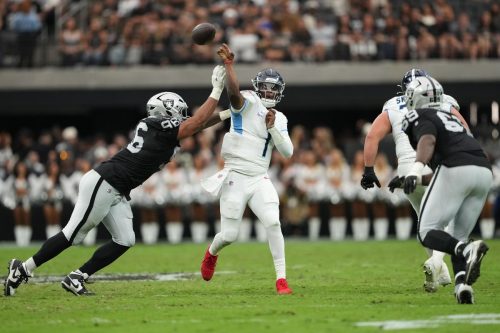 Titans Raiders Football