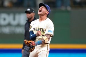 APTOPIX NLDS Cubs Brewers Baseball