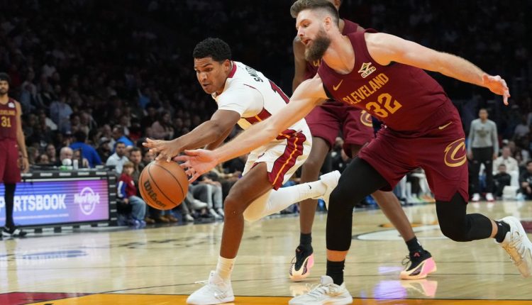 Cavaliers Heat Basketball