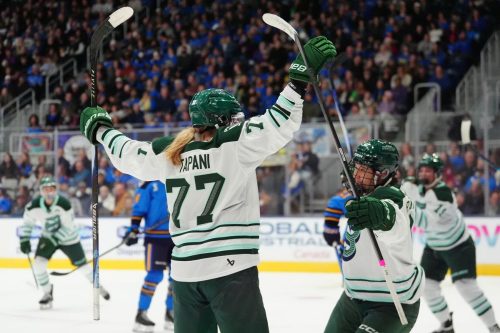 PWHL Fleet Sceptres Hockey