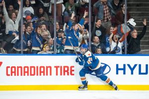 PWHL Goldeneyes Torrent Hockey